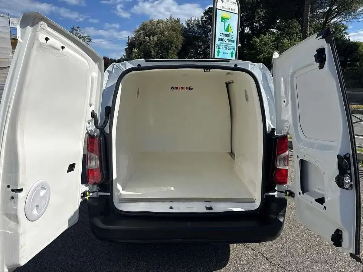 Usata Citroën e-Berlingo 102 CV (75 kW) 2021 Bianco Furgone