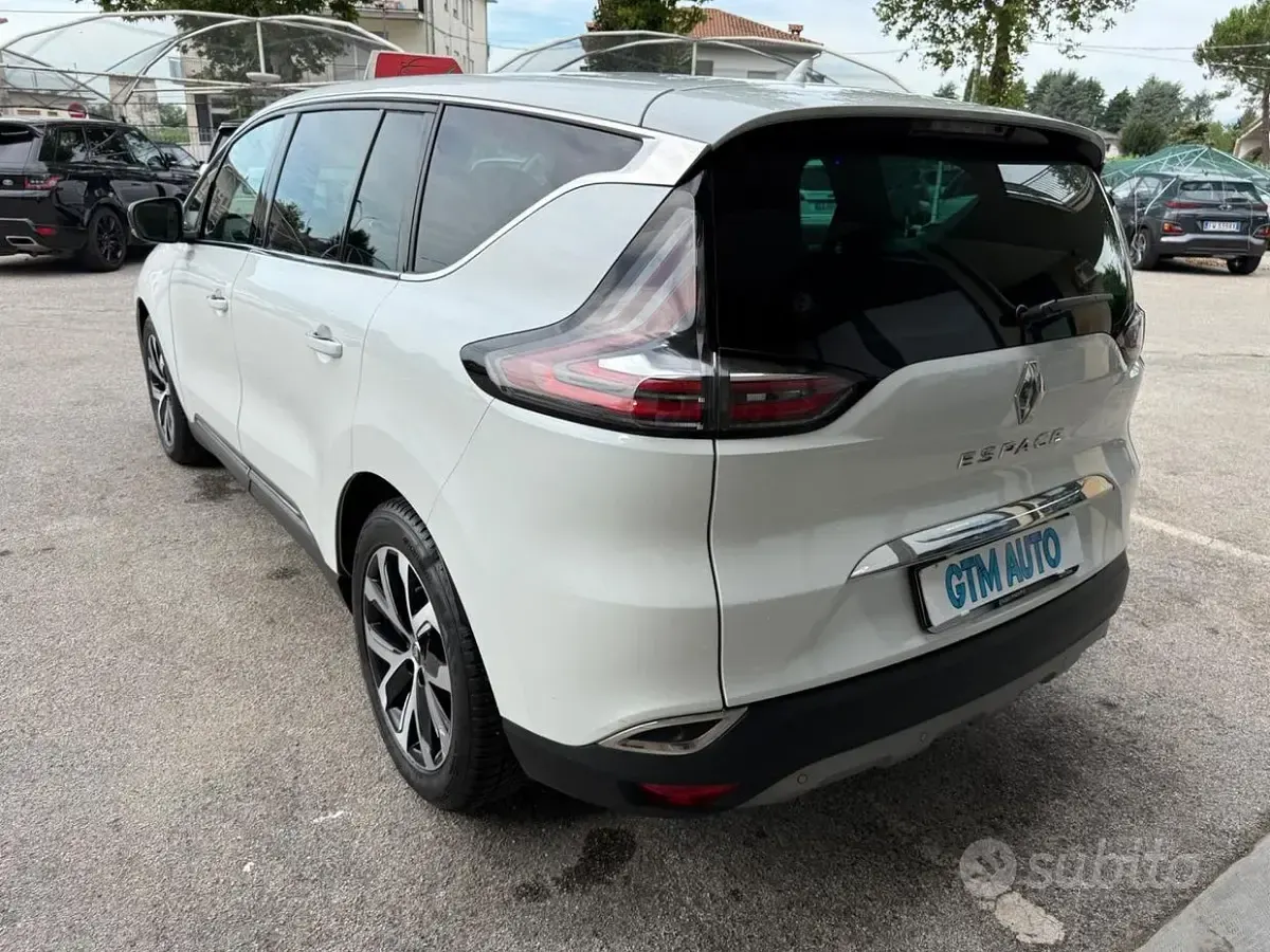 Usata Renault Espace 160 CV (117 kW) 2019 Bianco Monovolume