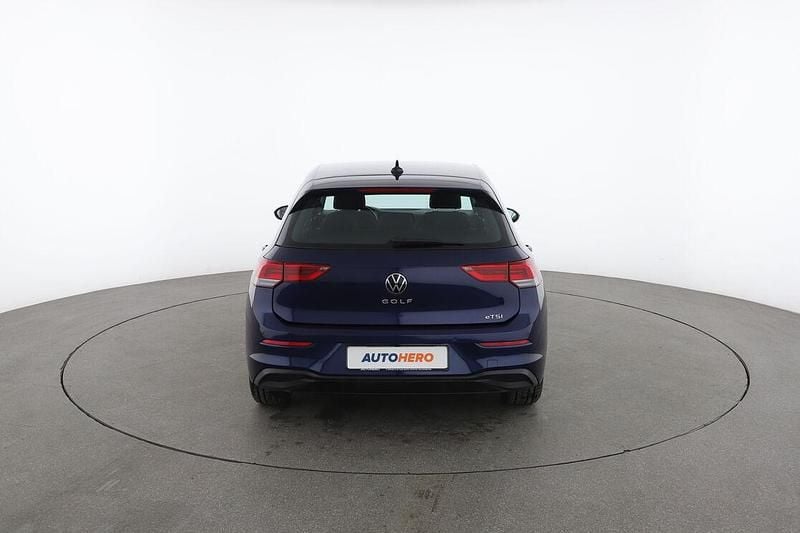 Usata VW Golf VIII Life 150 CV (110 kW) 2020 Blu