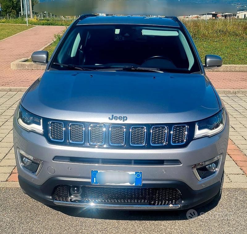 Usata Jeep Compass 170 CV (125 kW) 2018 Grigio SUV
