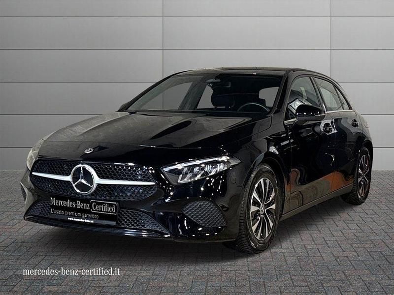 Usata Mercedes A180 Advanced 116 CV (85 kW) 2025 Nero notte Berlina