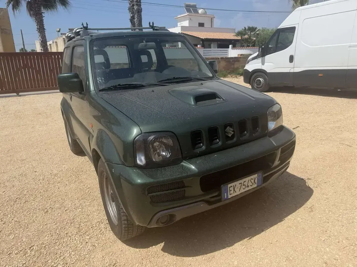 Usata Suzuki Jimny 86 CV (63 kW) 2011 Other SUV