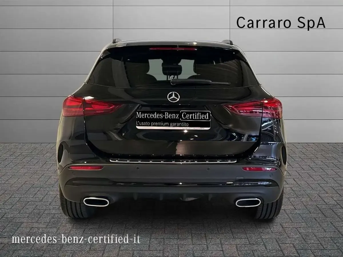 Usata Mercedes GLA180 Advanced Plus 116 CV (85 kW) 2024 Nero SUV