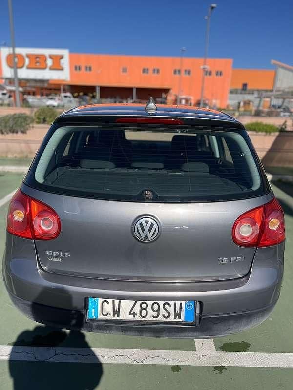 Usata VW Golf IV 110 CV (80 kW) 2005 Berlina