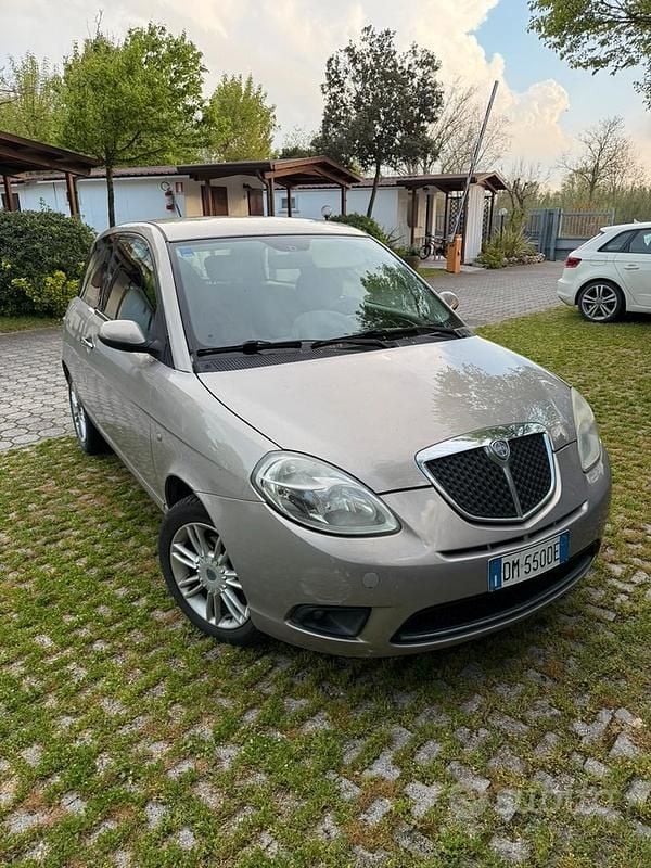 Usata Lancia Ypsilon 2008 Utilitaria