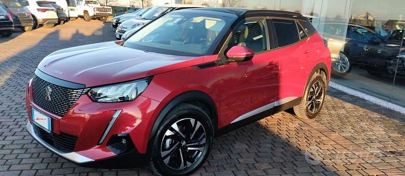 Usata Peugeot 2008 GT 131 CV (96 kW) 2021 Rosso SUV