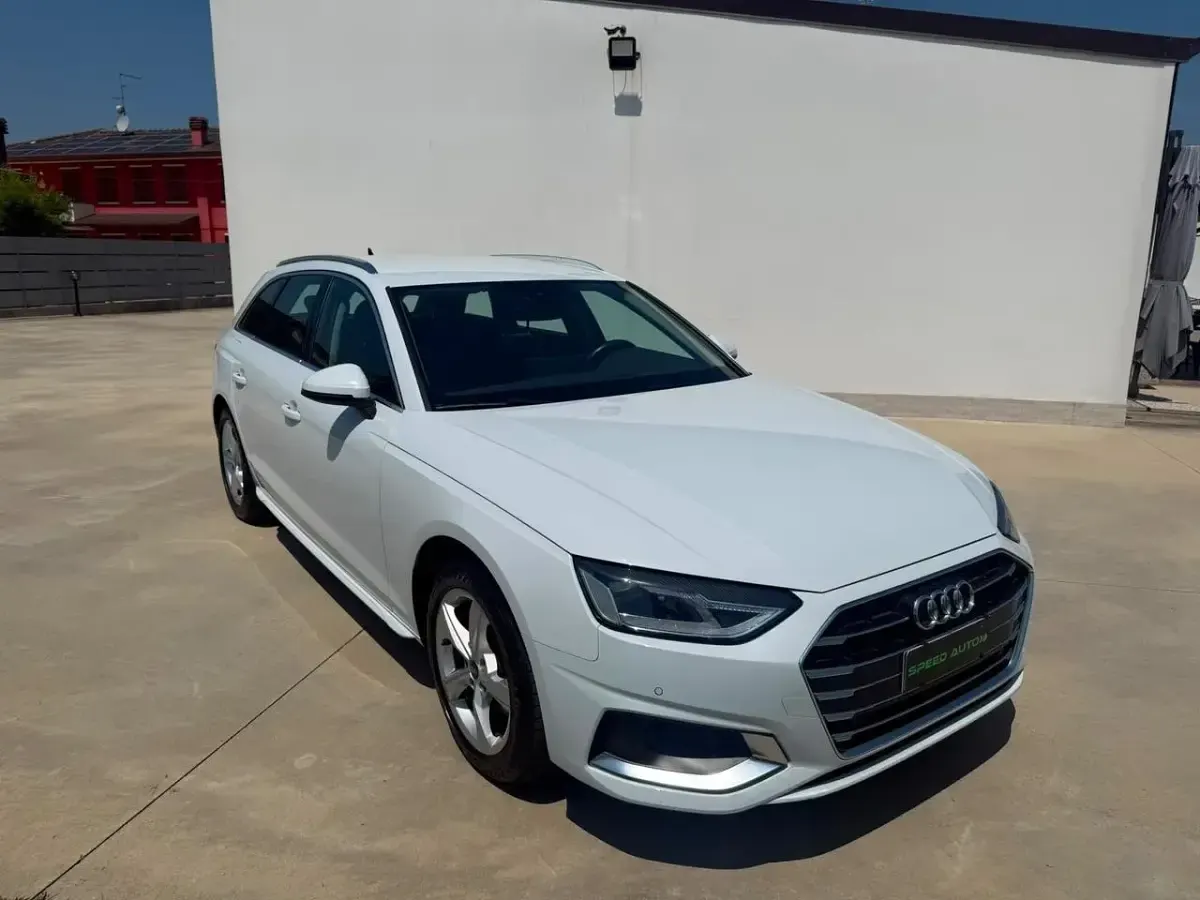 Usata Audi A4 Advanced 150 CV (110 kW) 2022 Bianco Station wagon