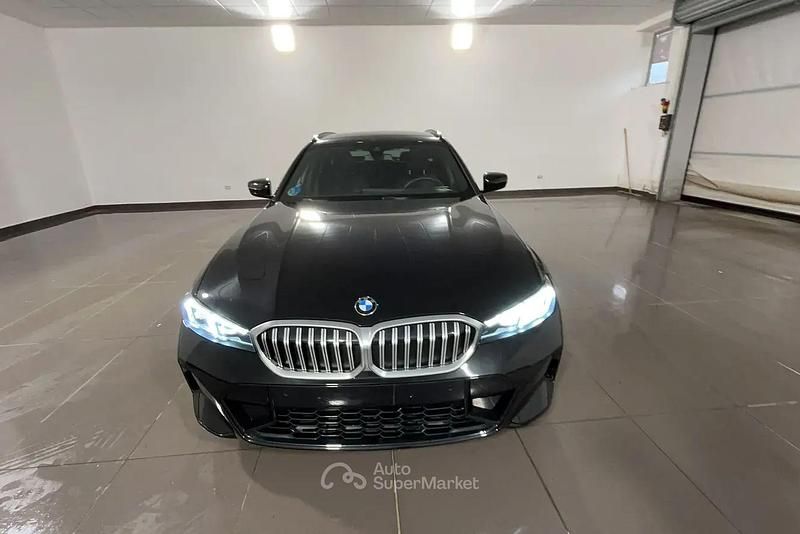 Usata BMW 318 M Sport 150 CV (110 kW) 2025 Nero Station wagon