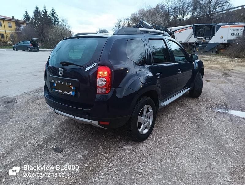 Usata Dacia Duster Lauréate 110 CV (80 kW) 2013 Blu SUV