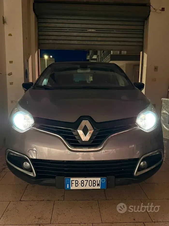 Usata Renault Captur Iconic 90 CV (66 kW) 2016 SUV
