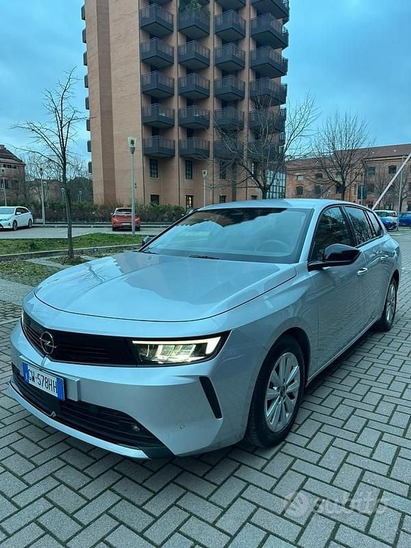 Usata Opel Astra 130 CV (95 kW) 2024 Grigio Station wagon