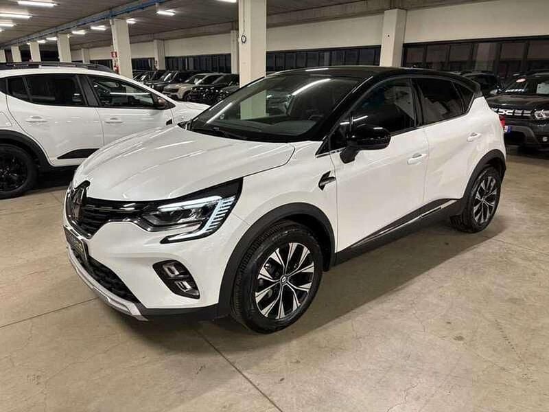 Usata Renault Captur Intens 101 CV (74 kW) 2023 Bianco SUV