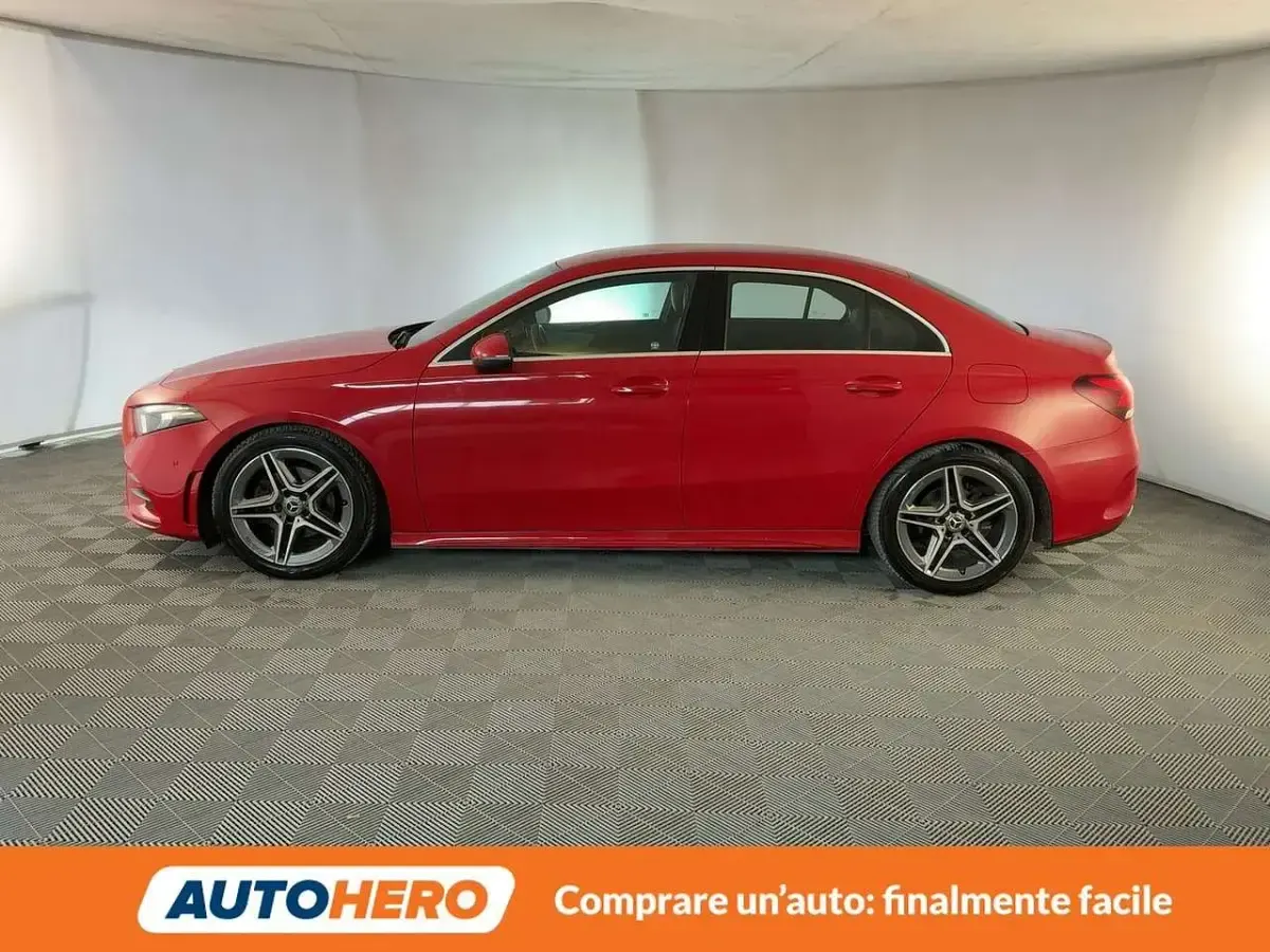 Occasion Mercedes A180 Premium 116 ch (85 kW) 2021 Rouge Berline