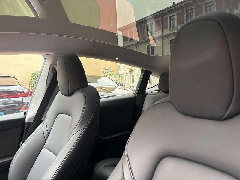 Usata Tesla Model Y Performance 155 kW (211 CV) 2023 Bianco SUV