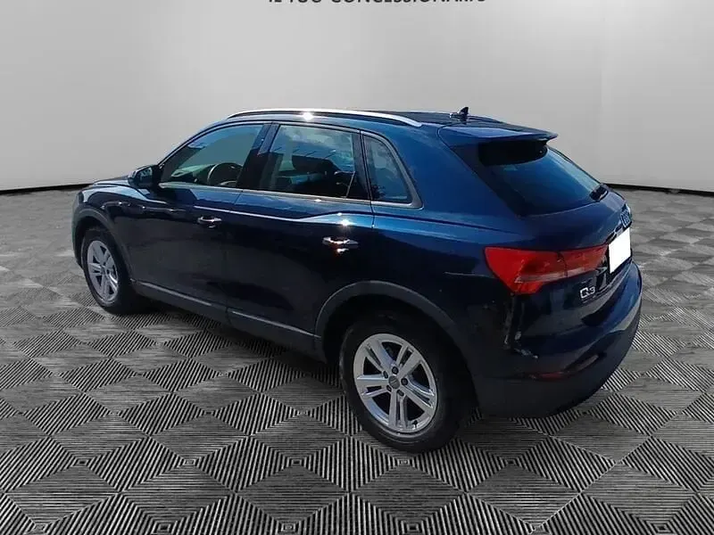 Usata Audi Q3 Business 150 CV (110 kW) 2020 Blu SUV