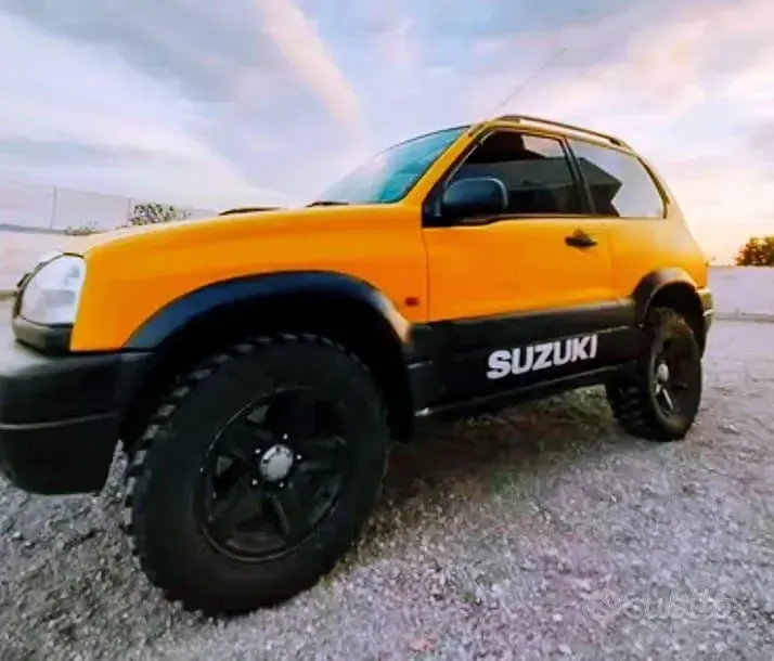 Usata Suzuki Vitara 2004 Giallo SUV