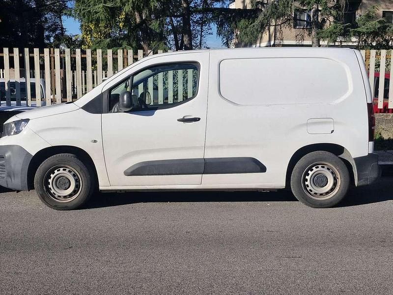 Usata Peugeot TePee Outdoor 99 CV (72 kW) 2019 Station wagon