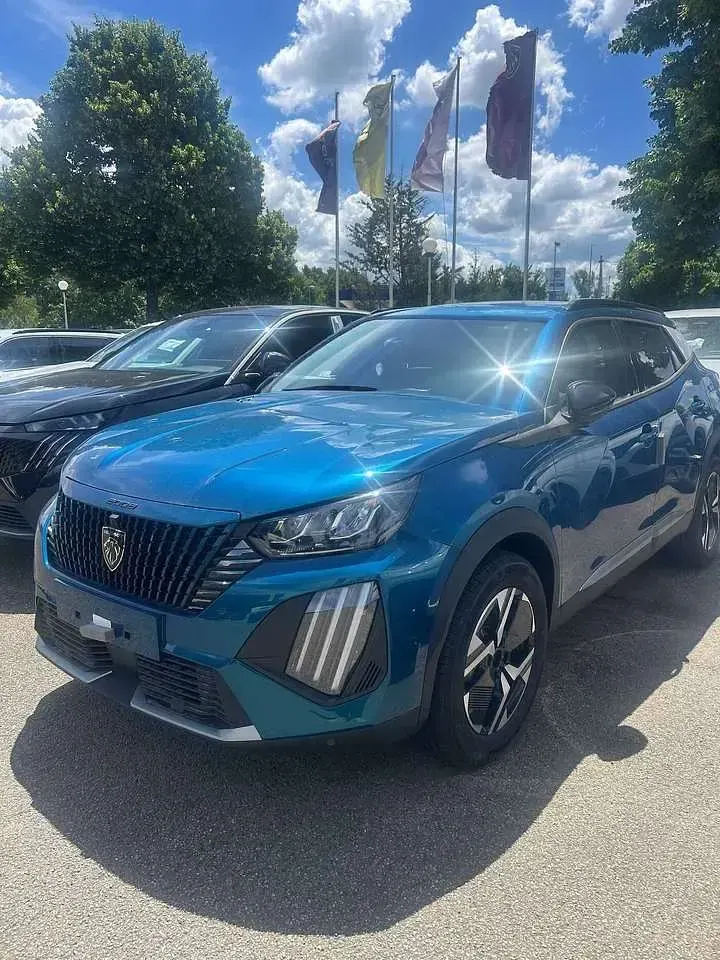 Nuova Peugeot 2008 Allure 136 CV (100 kW) 2026 Blu obsession SUV