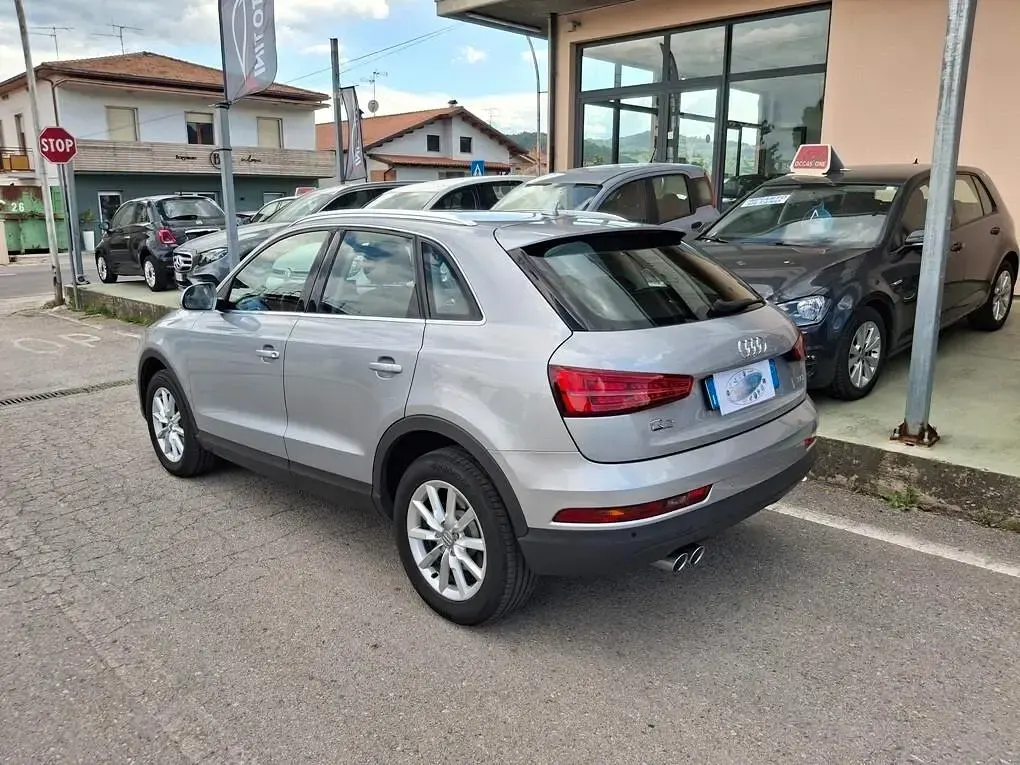 Usata Audi Q3 120 CV (88 kW) 2017 Argento SUV