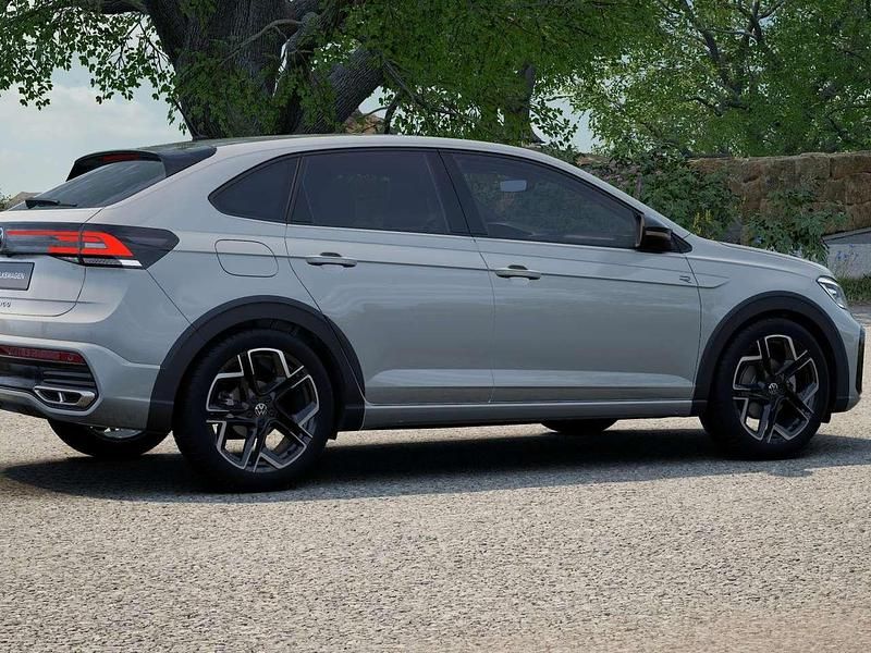 Nuova VW Taigo R-line Plus 116 CV (85 kW) 2025 Pure white nero SUV