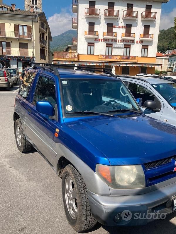 Usata Mitsubishi Pajero 120 CV (88 kW) 1999 Blu SUV