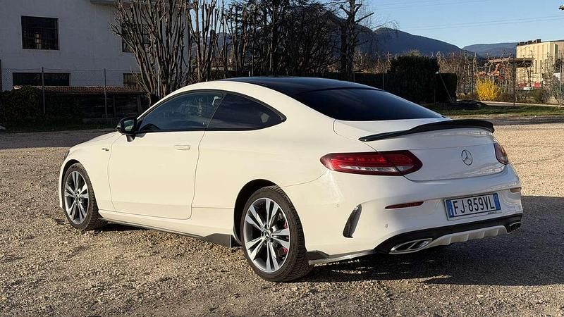 Usata Mercedes C220 170 CV (125 kW) 2017 Coupé