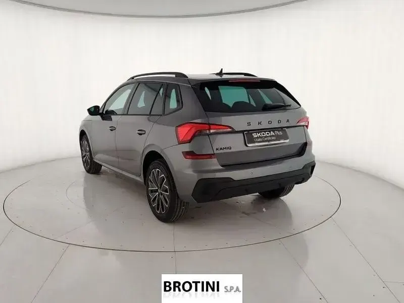 Nuova Skoda Kamiq 115 CV (84 kW) 2026 Grigio SUV