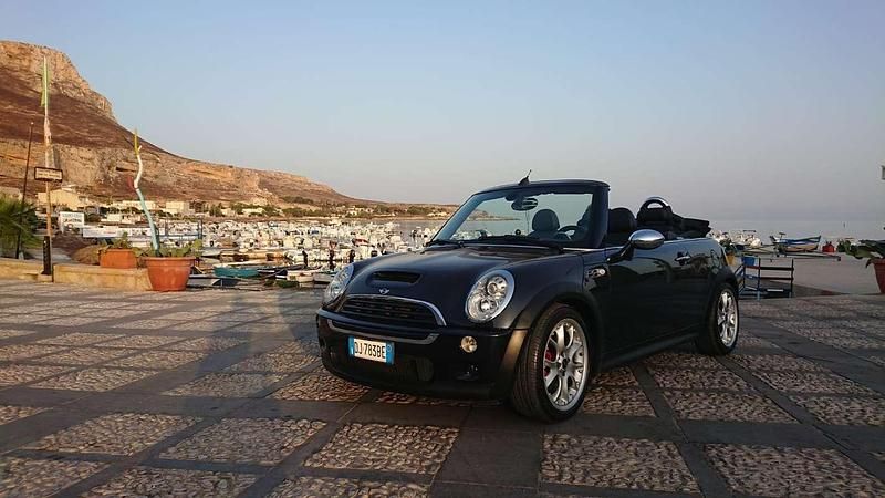 Usata Mini Cooper S Cabriolet 170 CV (125 kW) 2007 Cabrio