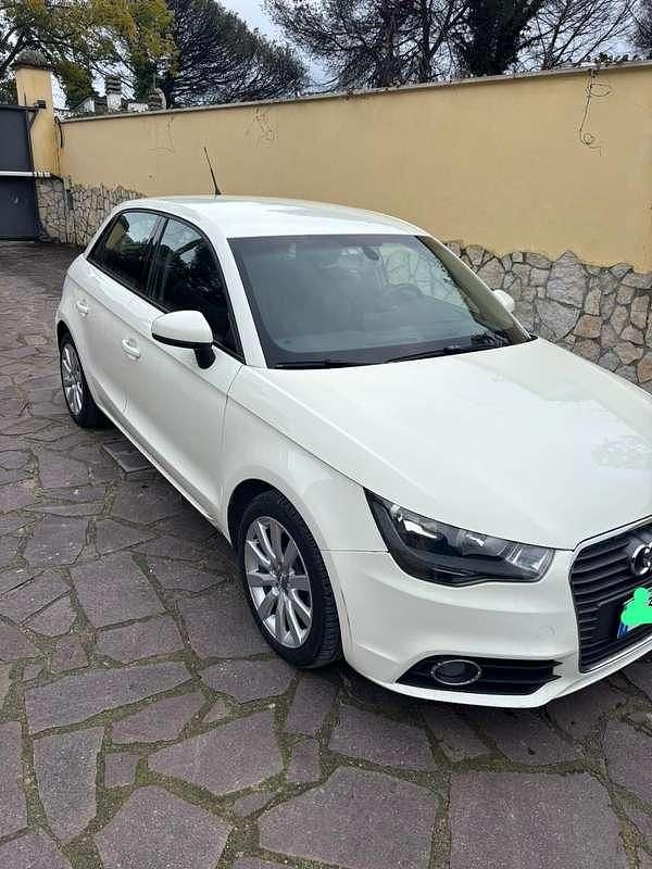 Usata Audi A1 Sportback Admired 90 CV (66 kW) 2013 Utilitaria