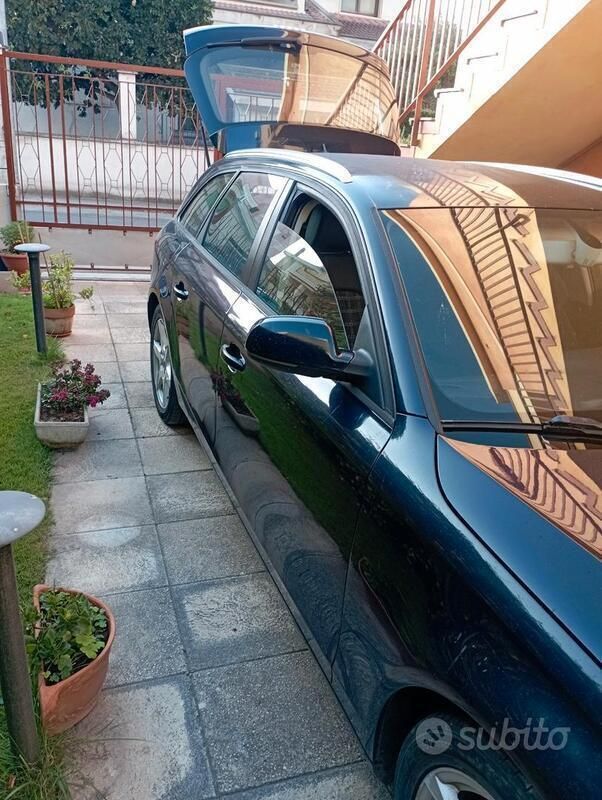Usata Audi A4 143 CV (105 kW) 2010 Blu Station wagon