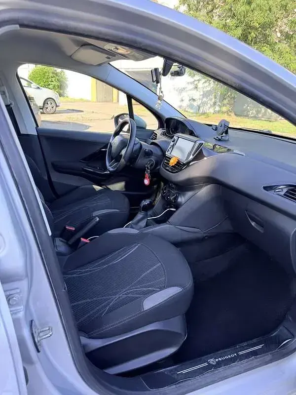 Usata Peugeot 208 Active 82 CV (60 kW) 2013 Grigio Utilitaria