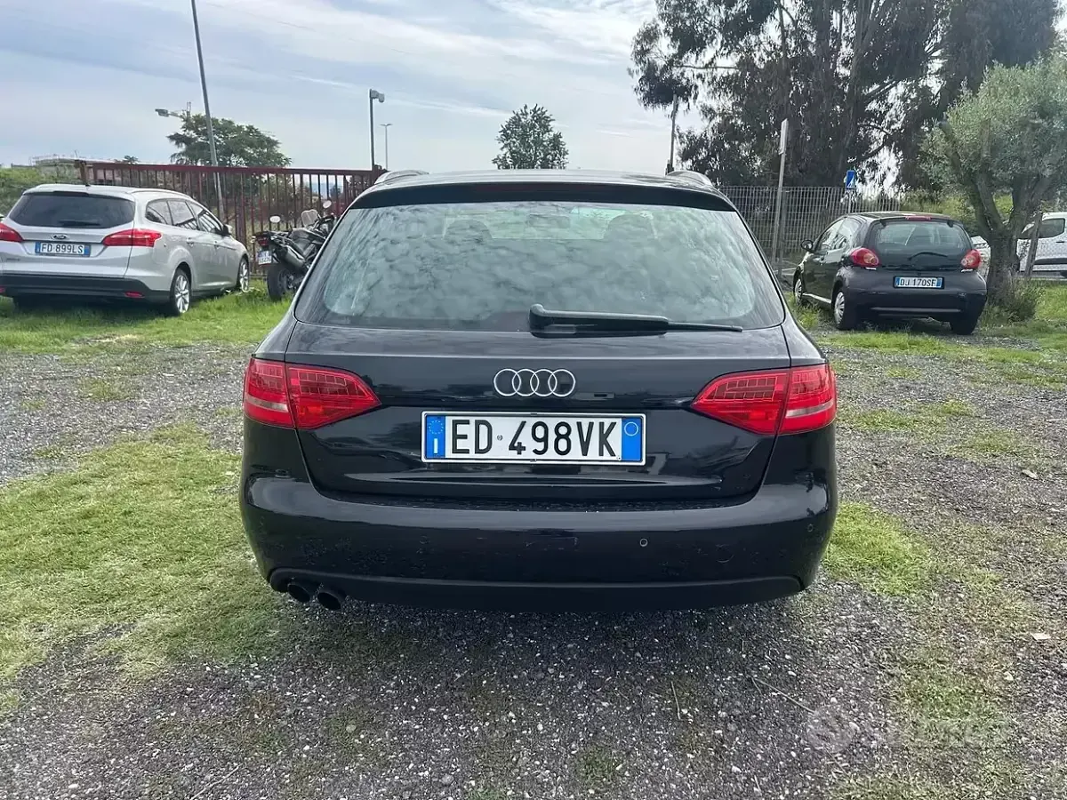 Usata Audi A4 Advanced 143 CV (105 kW) 2010 Nero Station wagon