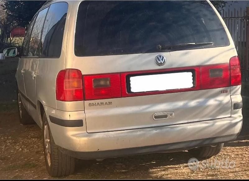 Usata VW Sharan 2003 Grigio Monovolume