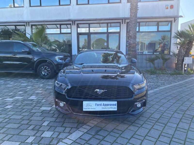 Usato 2016 Ford Mustang 2.3 Benzin 317 CV (33.500 €)
