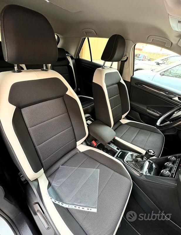 Usata VW T-Roc Advance 115 CV (84 kW) 2020 SUV