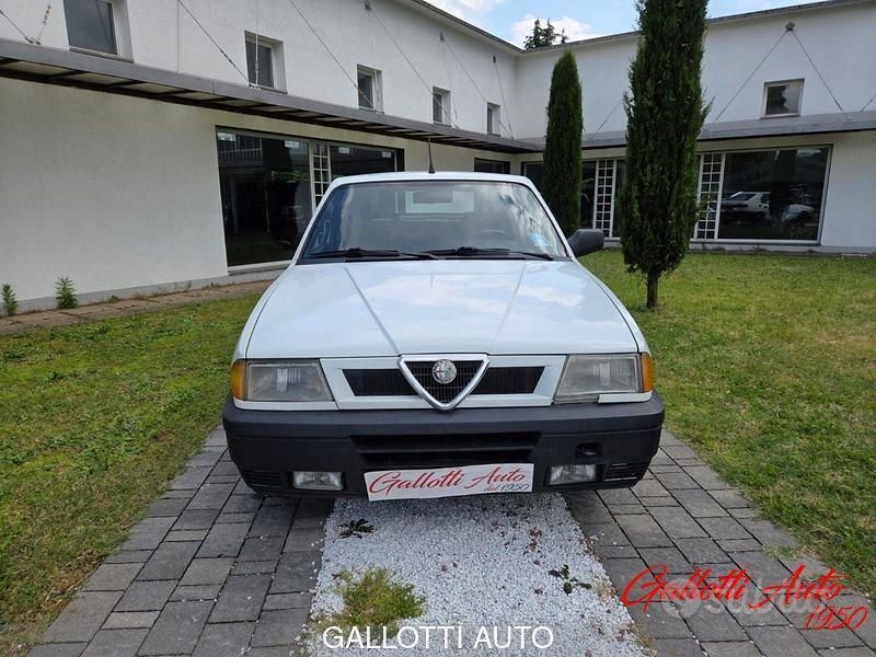 Usata Alfa Romeo 33 90 CV (66 kW) 1990 Bianco Berlina
