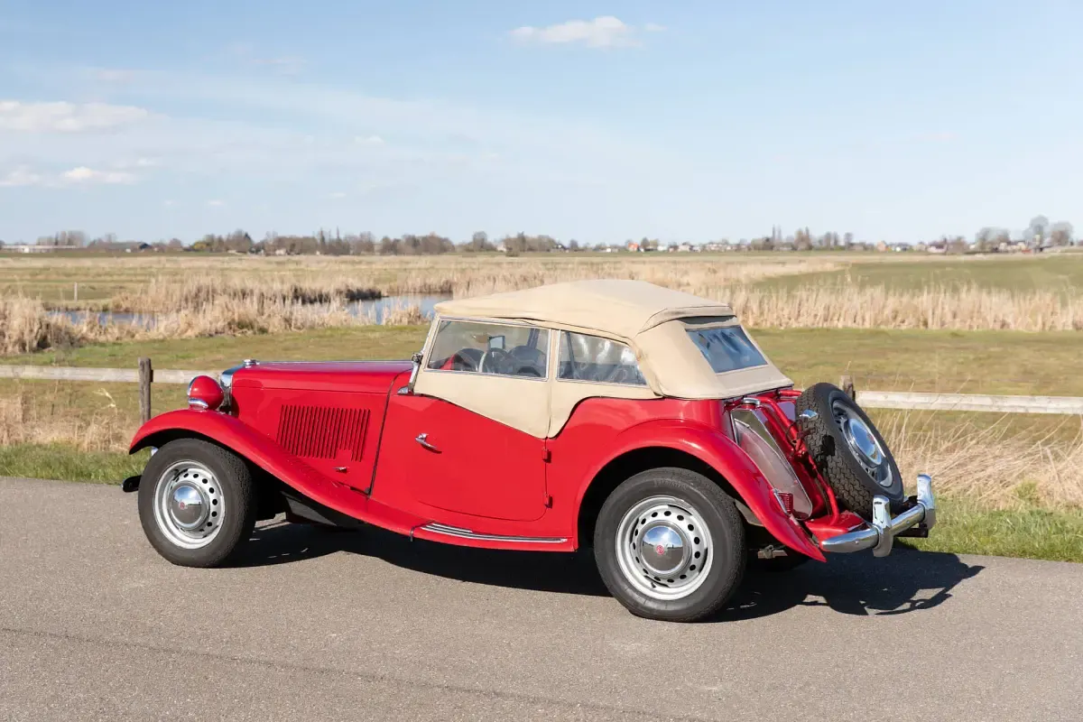 Usata MG TD 54 CV (39 kW) 1952 Rosso Cabrio
