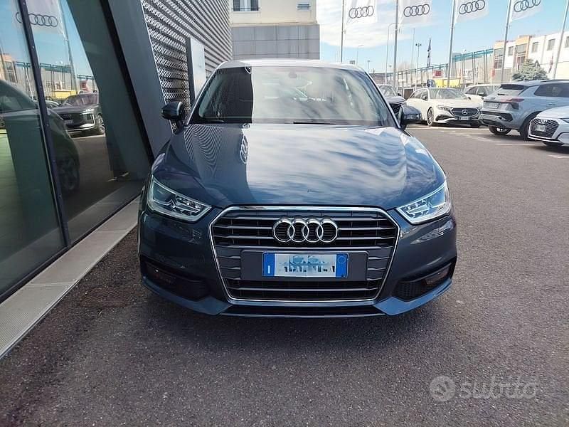 Usata Audi A1 Sportback Sport 82 CV (60 kW) 2016 Blu/azzurro Utilitaria