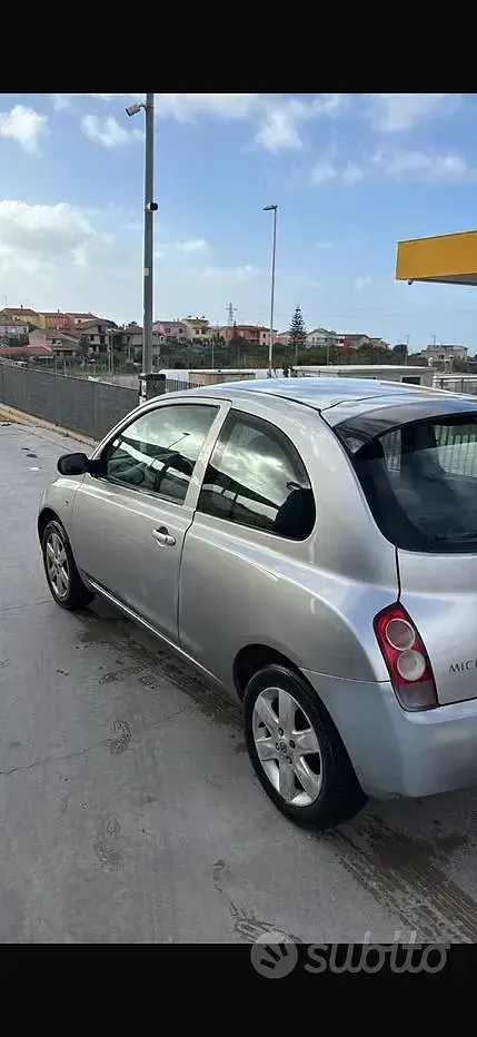 Second-hand Nissan Micra 82 CP (60 kW) 2005 Berlinǎ