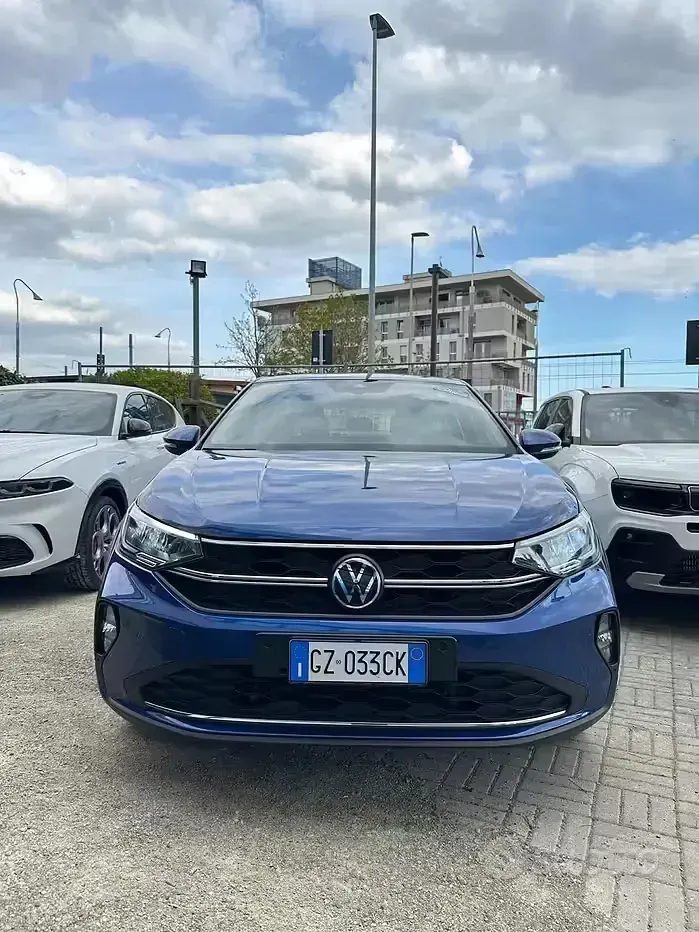 Usata VW Taigo Life 116 CV (85 kW) 2025 Blu metallizzato SUV