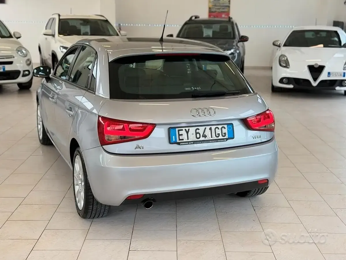 Usata Audi A1 Ambition 95 CV (69 kW) 2015 Grigio Utilitaria