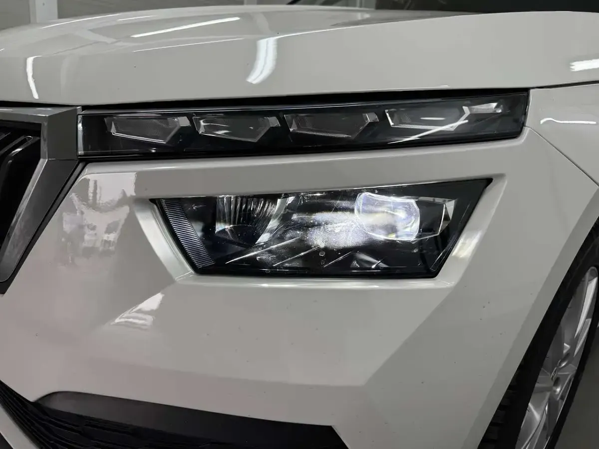 Usata Skoda Kamiq Style 110 CV (80 kW) 2022 Bianco SUV