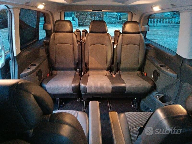 Usata Mercedes Viano 2011 Marrone Monovolume