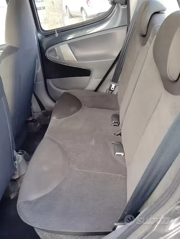 Usata Citroën C1 68 CV (50 kW) 2006 Grigio Utilitaria