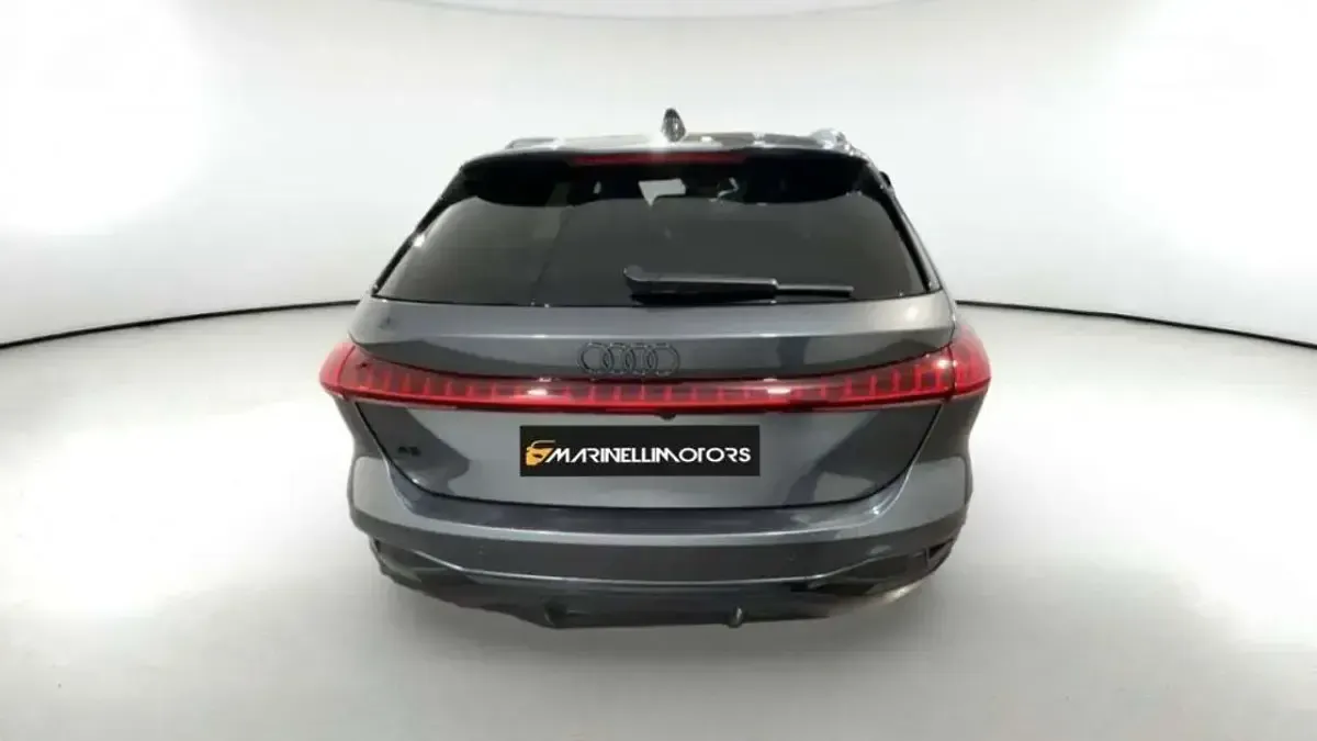 Nuova Audi A5 S-Line 204 CV (150 kW) 2025 Grigio Station wagon