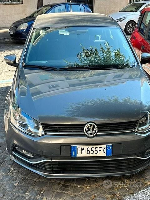 Usata VW Polo 75 CV (55 kW) 2017 Grigio Berlina