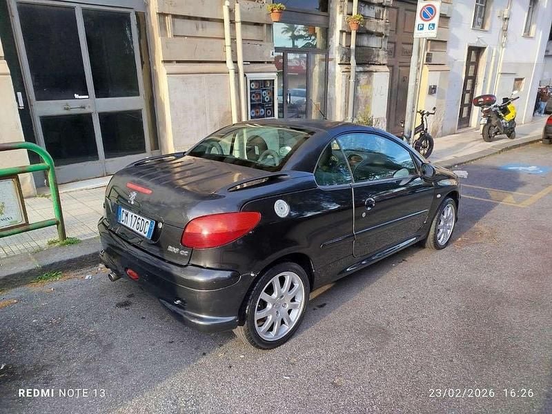 Usata Peugeot 206 CC 109 CV (80 kW) 2004 Cabrio