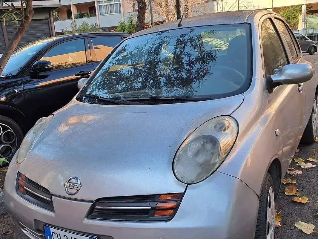 Usata Nissan Micra Visia 80 CV (58 kW) 2005 Argento Berlina