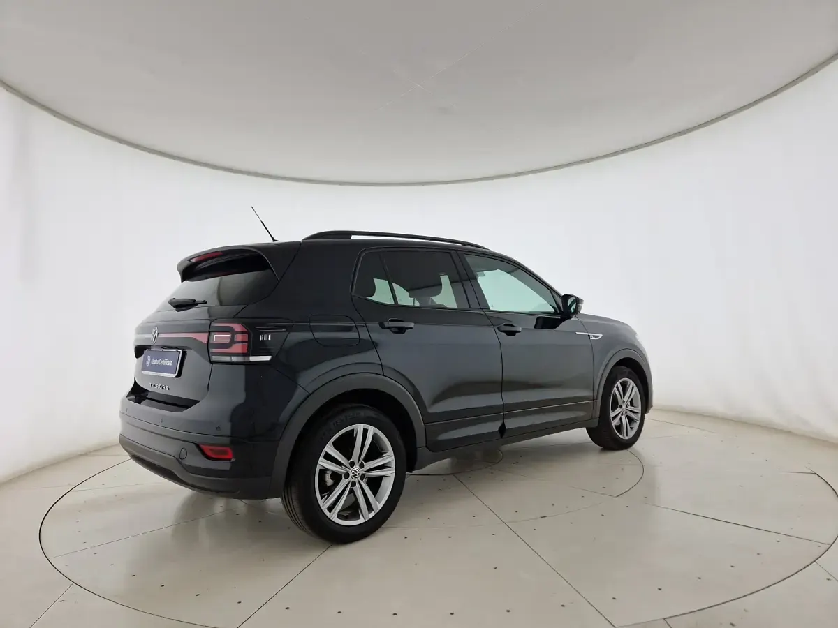 Usata VW T-Cross Advance 110 CV (80 kW) 2022 Nero SUV