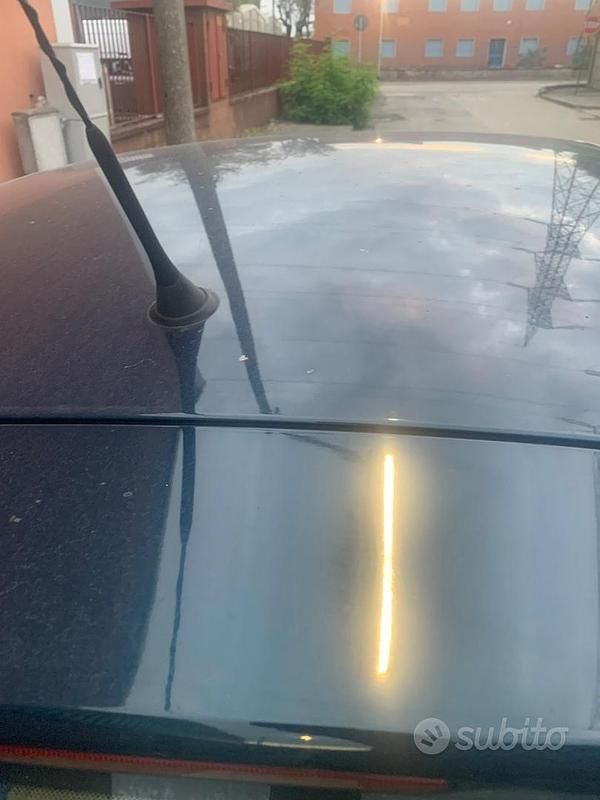 Usata Lancia Ypsilon 60 CV (44 kW) 2017 Blu Utilitaria